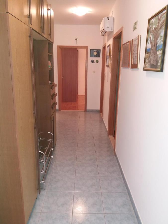 Apartment Meri Trogir Luaran gambar